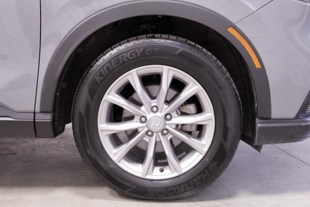 Photo of 2024 Urban Gray Pearl Honda CR-V