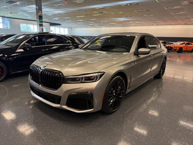2022 BMW 740
