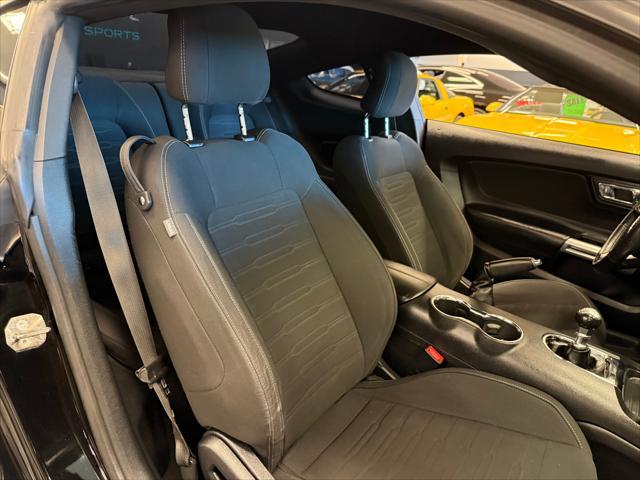 Photo of 2015 Black Ford Mustang