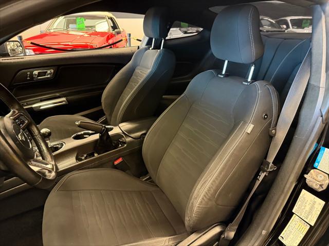 Photo of 2015 Black Ford Mustang
