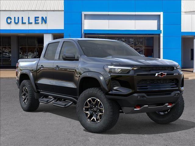 Photo of 2025 Black Chevrolet Colorado