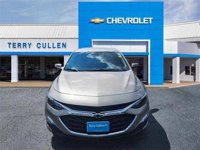 Photo of 2024 Mineral Gray Metallic Chevrolet Malibu