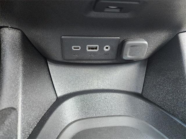 Photo of 2024 Mineral Gray Metallic Chevrolet Malibu