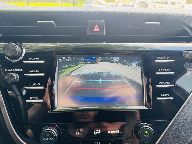 Photo of 2018 BLUE Toyota Camry