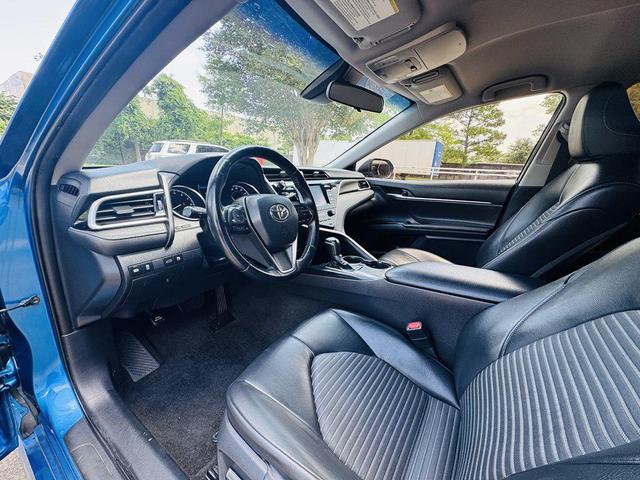 Photo of 2018 BLUE Toyota Camry