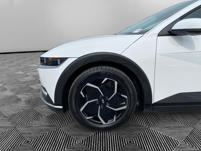 Photo of 2024 Atlas White Hyundai IONIQ 5