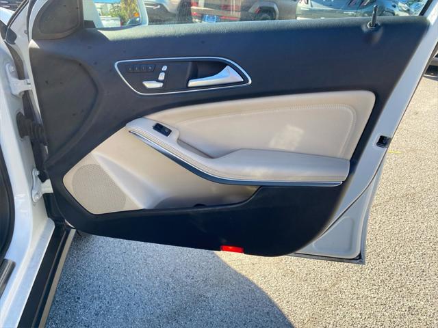 Photo of 2020 Polar White Mercedes-Benz GLA 250
