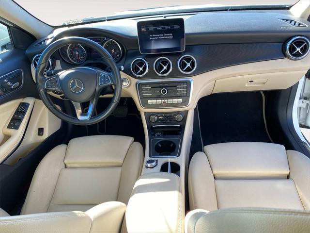 Photo of 2020 Polar White Mercedes-Benz GLA 250