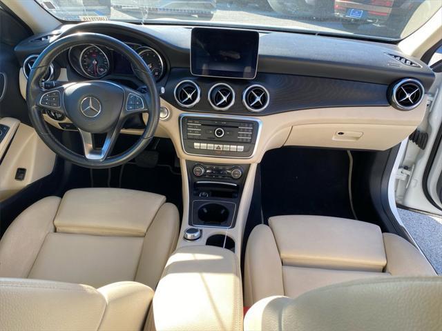 Photo of 2020 Polar White Mercedes-Benz GLA 250