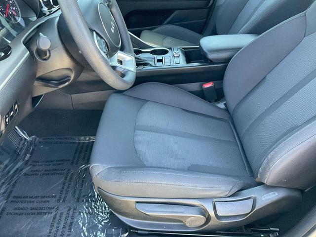 Photo of 2023 Everlasting Silver Kia K5
