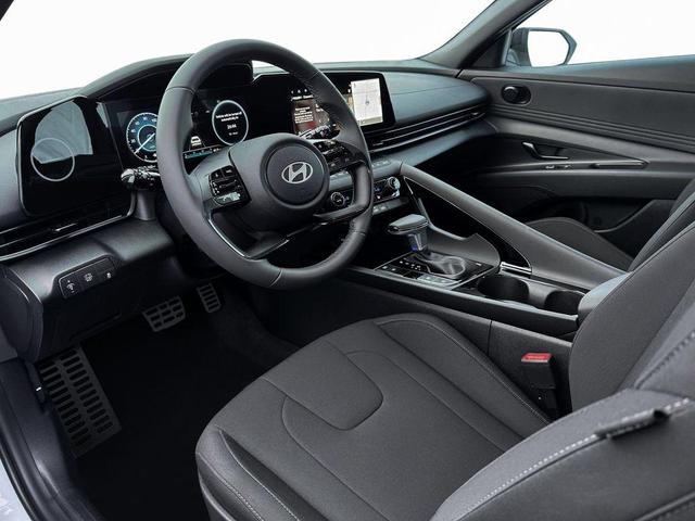 Photo of 2025 Fluid Metal Hyundai ELANTRA