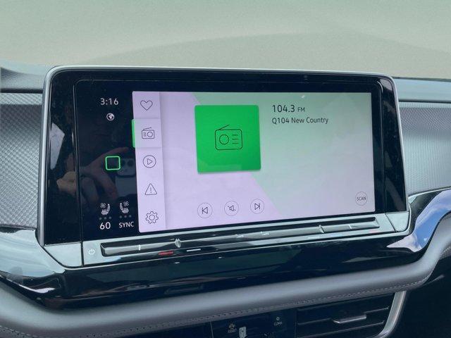Photo of 2024 Avocado Green Volkswagen Atlas