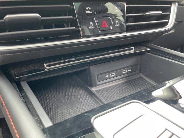 Photo of 2024 Avocado Green Volkswagen Atlas