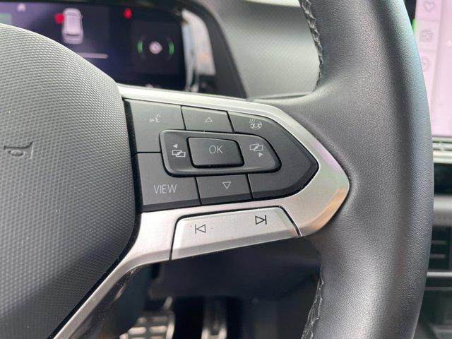 Photo of 2024 Avocado Green Volkswagen Atlas