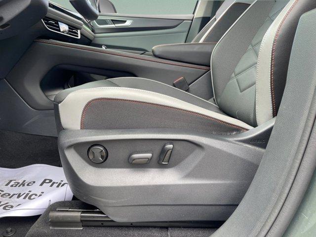Photo of 2024 Avocado Green Volkswagen Atlas