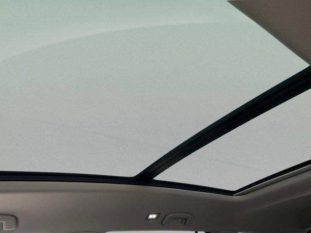Photo of 2024 Avocado Green Volkswagen Atlas