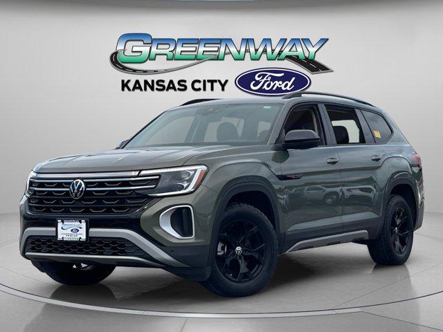 Photo of 2024 Avocado Green Volkswagen Atlas