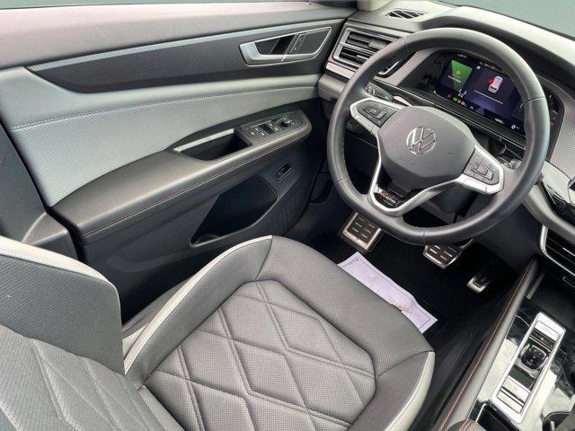 Photo of 2024 Avocado Green Volkswagen Atlas