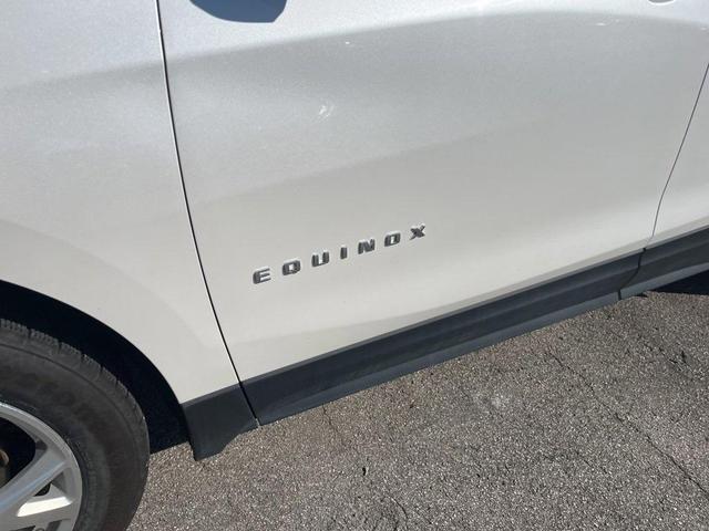 Photo of 2021 Iridescent Pearl Tricoat Chevrolet Equinox