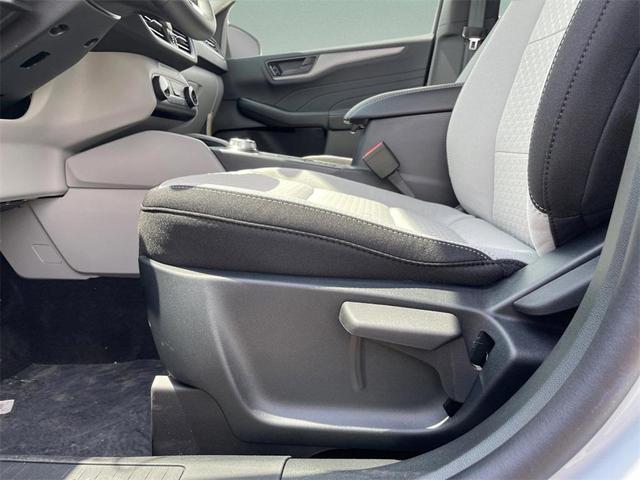 Photo of 2025 Space Silver Ford Escape