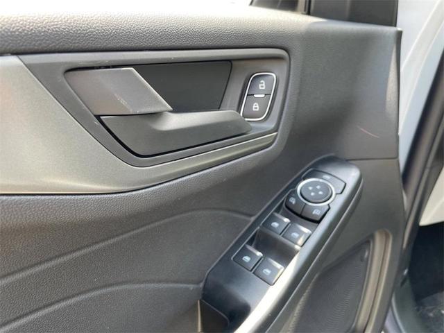 Photo of 2025 Space Silver Ford Escape