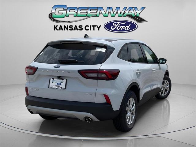Photo of 2025 Space Silver Ford Escape