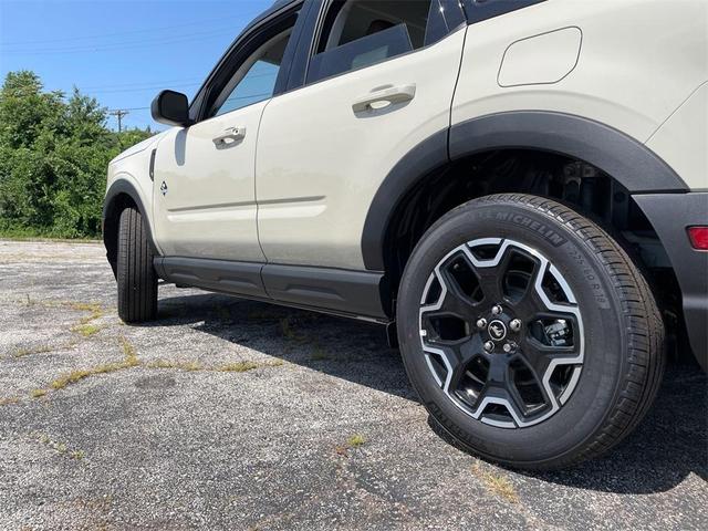 Photo of 2025 Beige Ford Bronco Sport