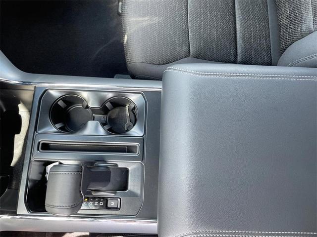 Photo of 2025 Oxford White Ford F-150