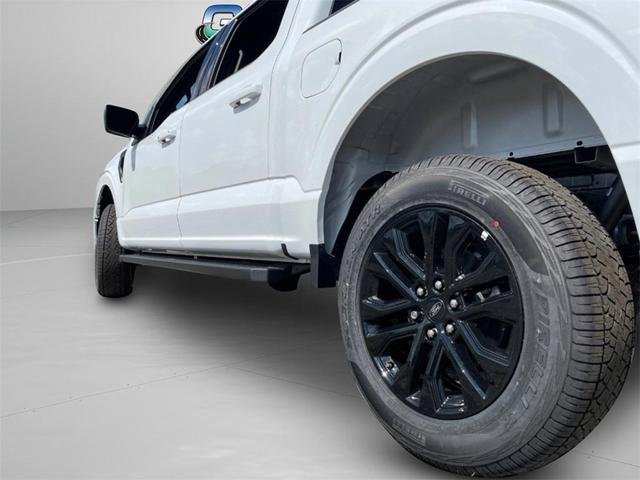 Photo of 2025 Oxford White Ford F-150