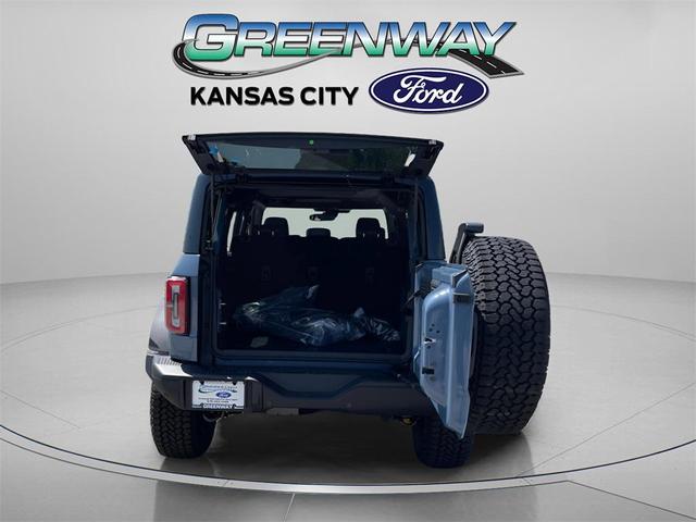 Photo of 2025 Azure Gray Metallic Ford Bronco