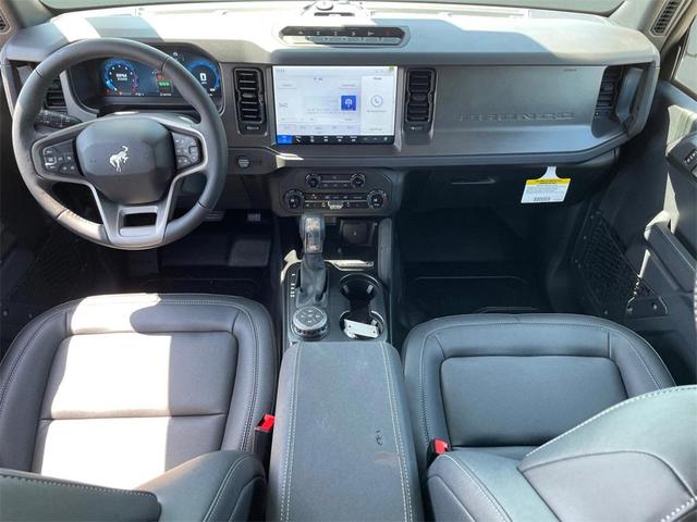 Photo of 2025 Azure Gray Metallic Ford Bronco