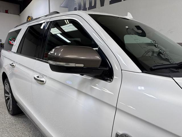 Photo of 2021 Star White Metallic Tri-Coat Ford Expedition Max