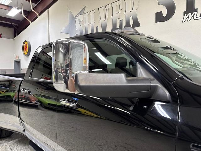 Photo of 2020 Diamond Black Crystal Pearlcoat RAM 3500