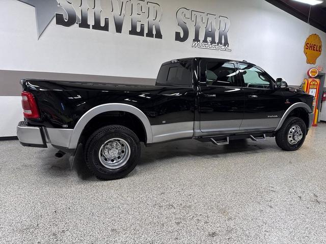 Photo of 2020 Diamond Black Crystal Pearlcoat RAM 3500