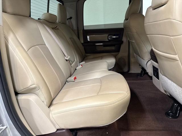 Photo of 2018 Bright Silver Metallic Clearcoat RAM 2500