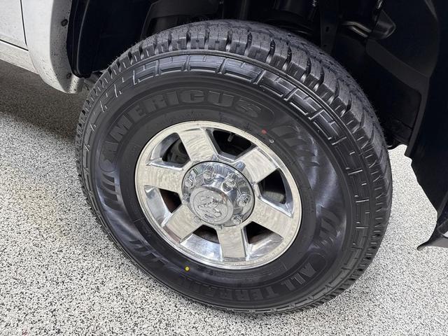 Photo of 2018 Bright Silver Metallic Clearcoat RAM 2500