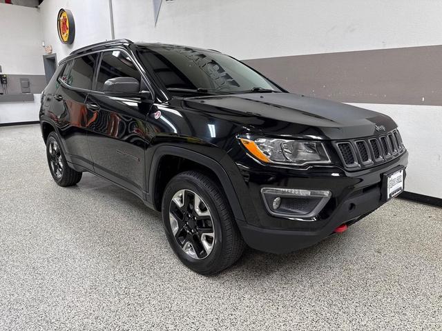 Photo of 2017 Diamond Black Crystal Pearlcoat Jeep New Compass