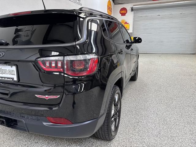 Photo of 2017 Diamond Black Crystal Pearlcoat Jeep New Compass