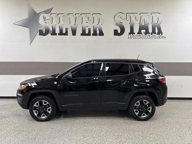 Photo of 2017 Diamond Black Crystal Pearlcoat Jeep New Compass