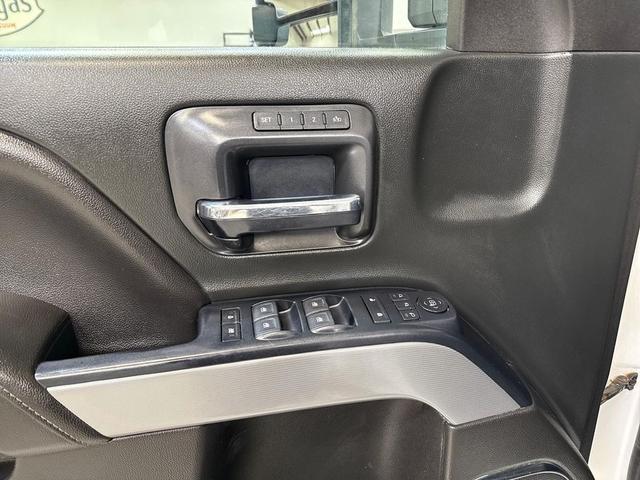 Photo of 2017 Summit White Chevrolet Silverado 2500