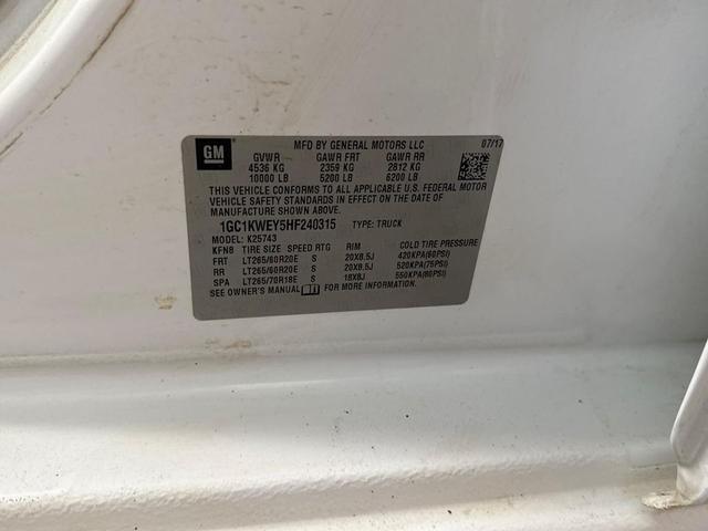 Photo of 2017 Summit White Chevrolet Silverado 2500