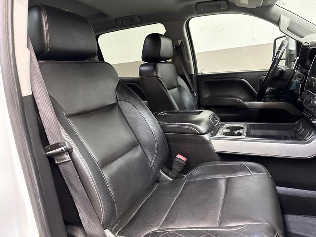 Photo of 2017 Summit White Chevrolet Silverado 2500