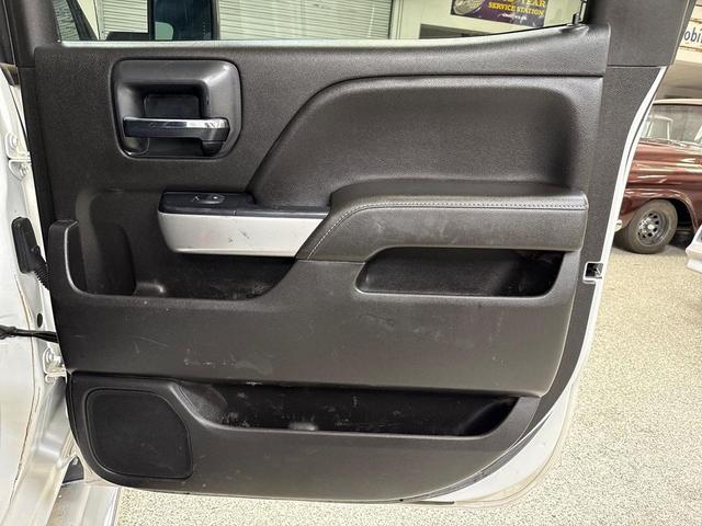 Photo of 2017 Summit White Chevrolet Silverado 2500