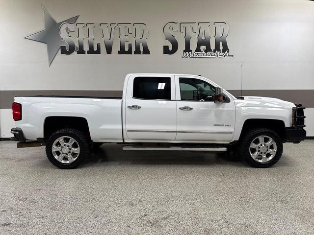 Photo of 2017 Summit White Chevrolet Silverado 2500