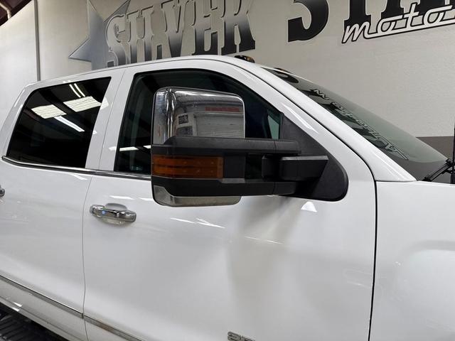 Photo of 2017 Summit White Chevrolet Silverado 2500