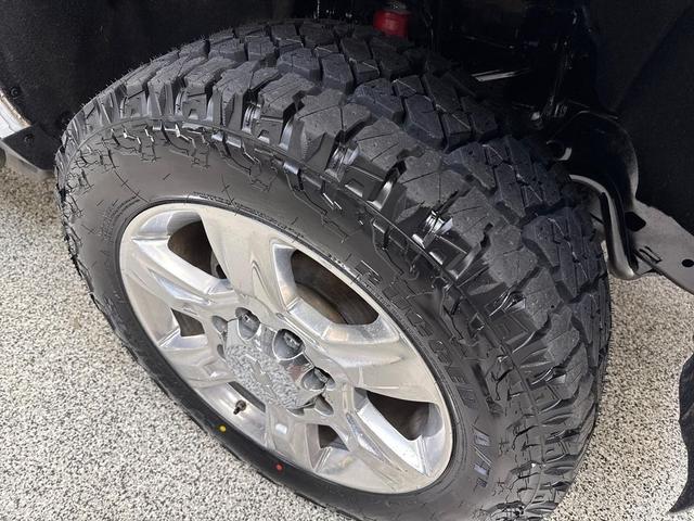 Photo of 2017 Summit White Chevrolet Silverado 2500
