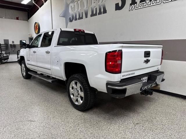 Photo of 2017 Summit White Chevrolet Silverado 2500