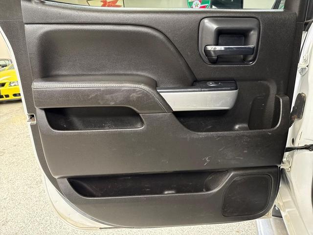 Photo of 2017 Summit White Chevrolet Silverado 2500