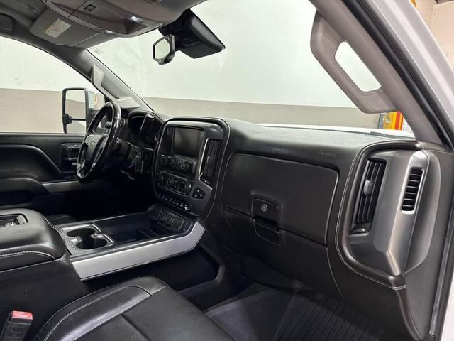 Photo of 2017 Summit White Chevrolet Silverado 2500