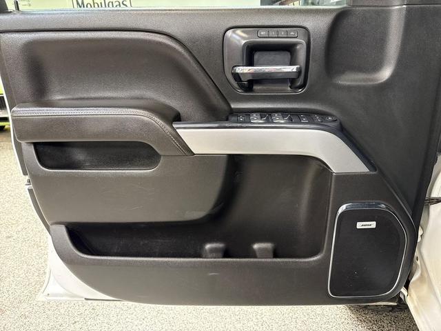 Photo of 2017 Summit White Chevrolet Silverado 2500